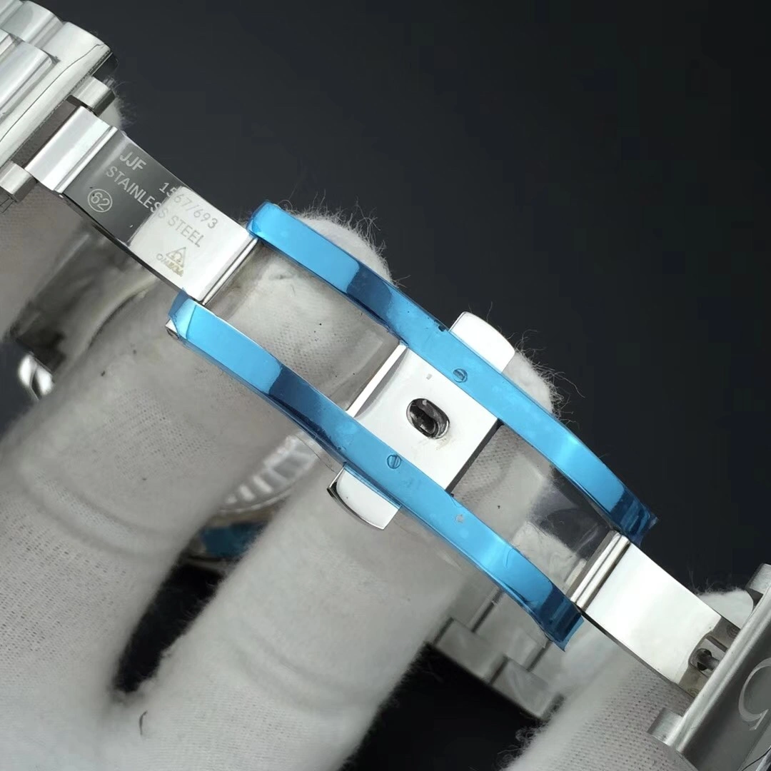 CBD Factory Omega Seamaster Aqua Terra 150M GMT 43mm Blue Dial (231.10.43.22.03.001) 1:1 Super Clone – DD8605 Movement HighPerformance 270
